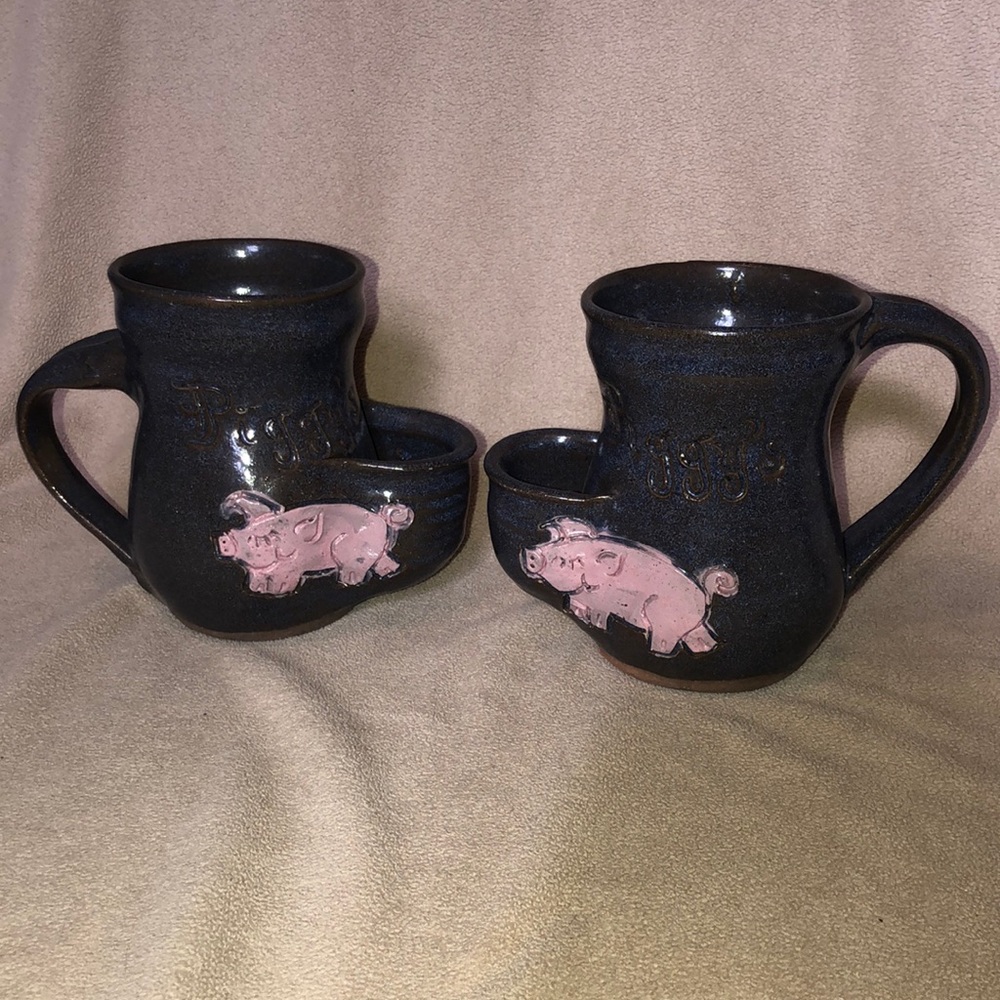 Groundhog art pottery mugs. Piggy’s